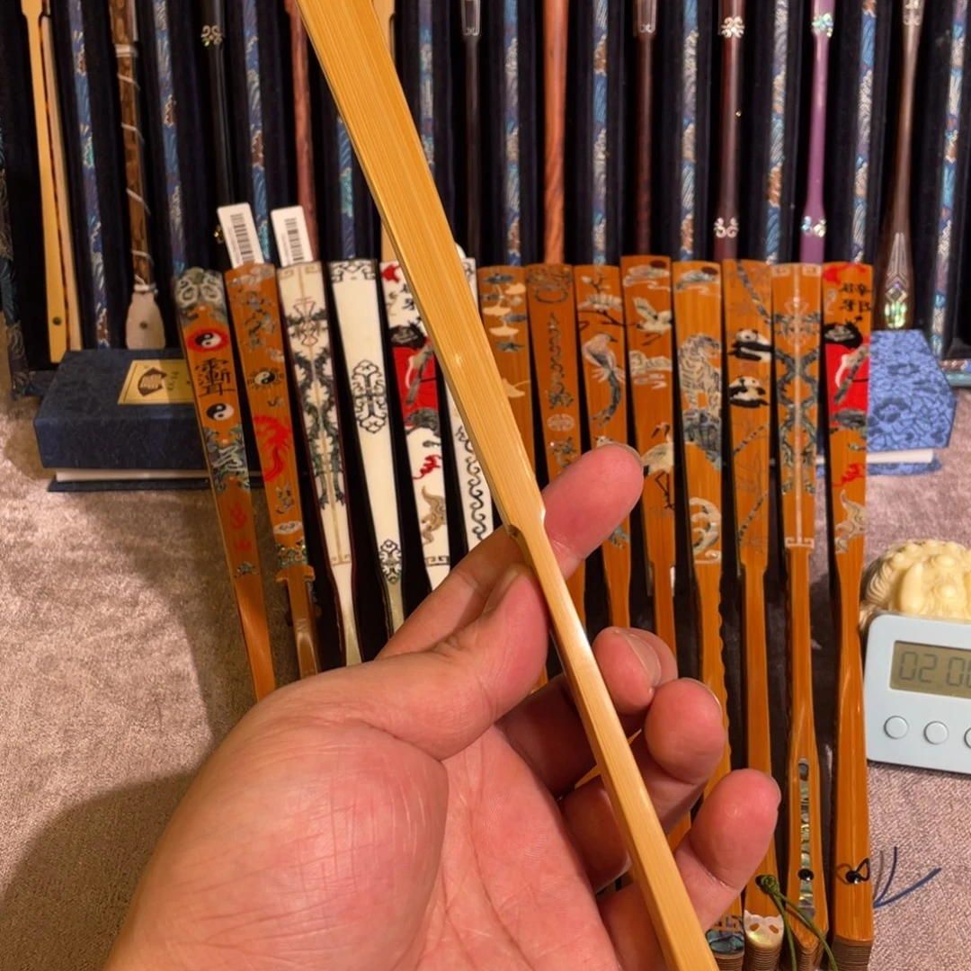 扇子手工制作工艺精湛