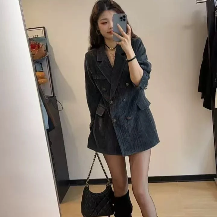 女款秋冬新款修身冬季加厚收腰韩版女款外套秋冬韩版西装外套女