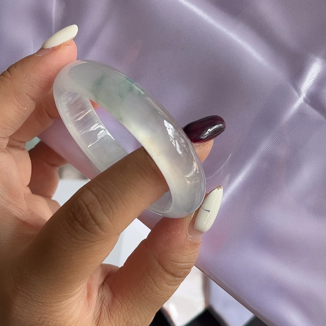 翡翠未镶嵌手镯53贵妃。