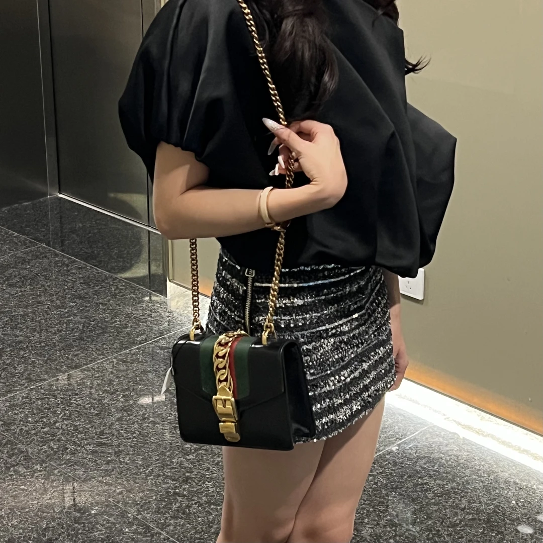 95新 GUCCI/古驰 Gucci 塞尔维亚斜挎包7916575/17998