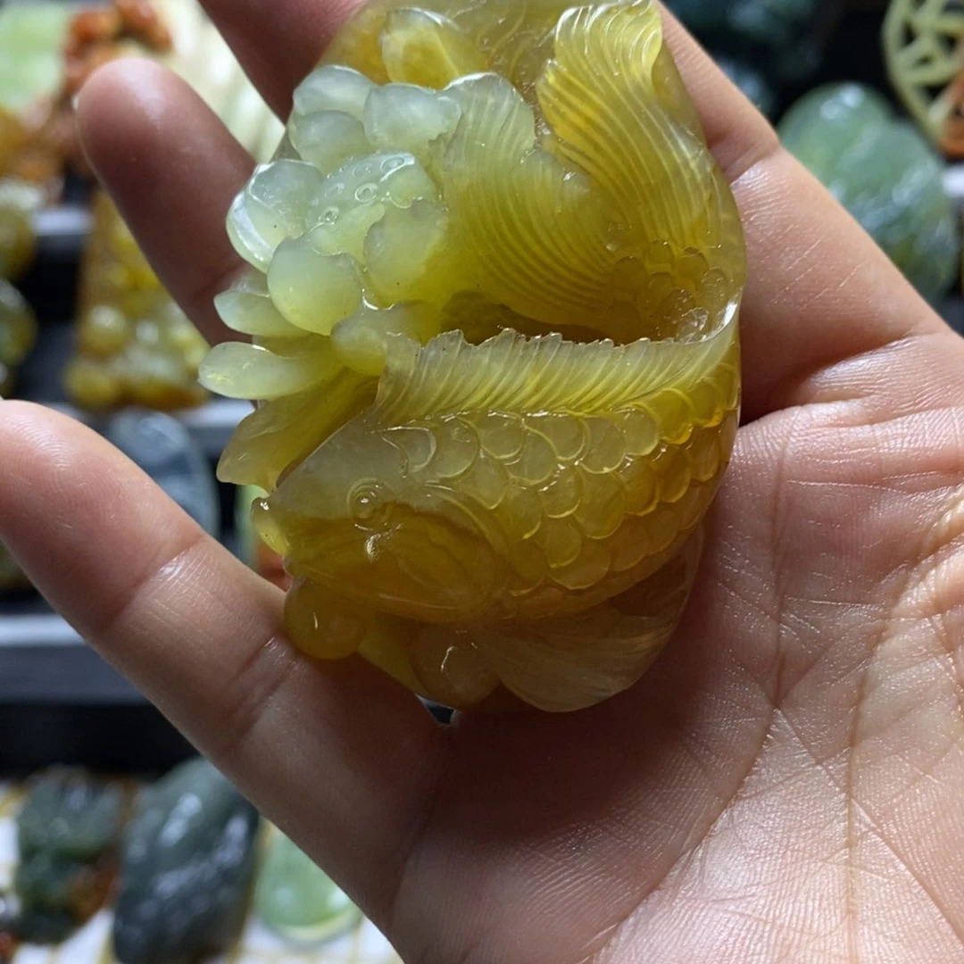 蛇纹石玉未镶嵌颈饰番****）