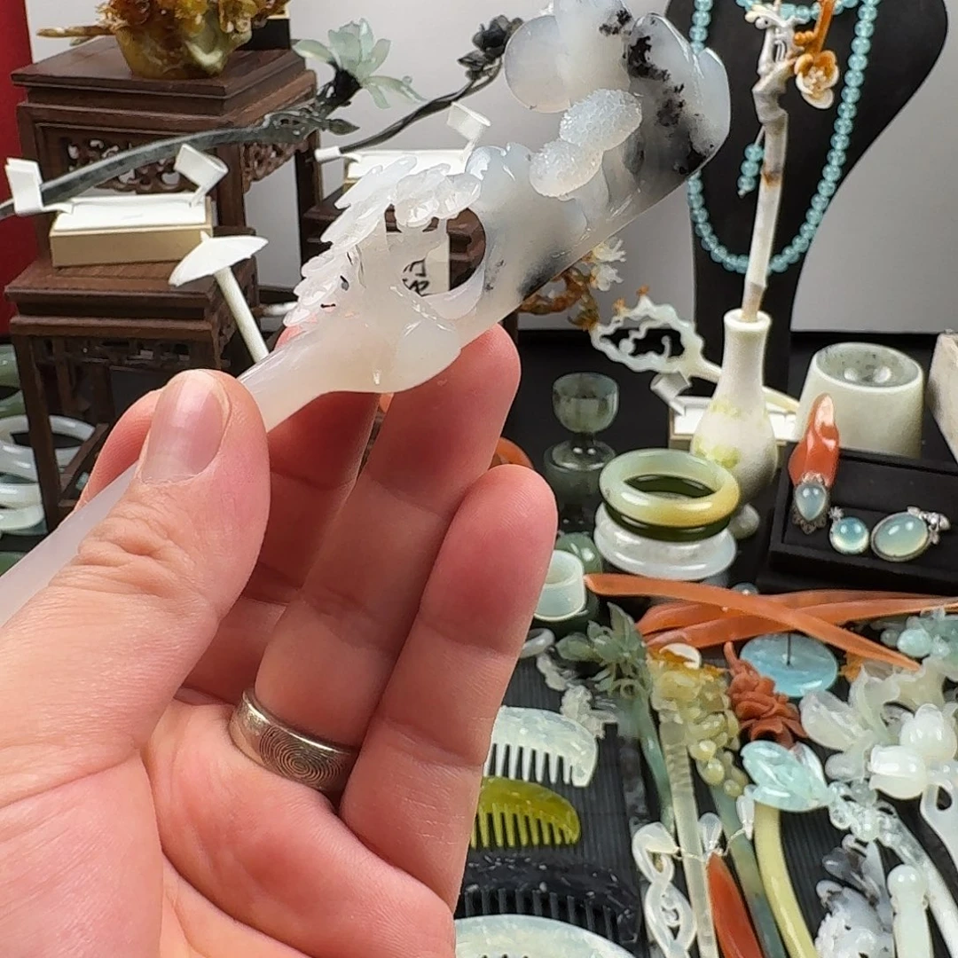 蛇纹石玉未镶嵌发饰