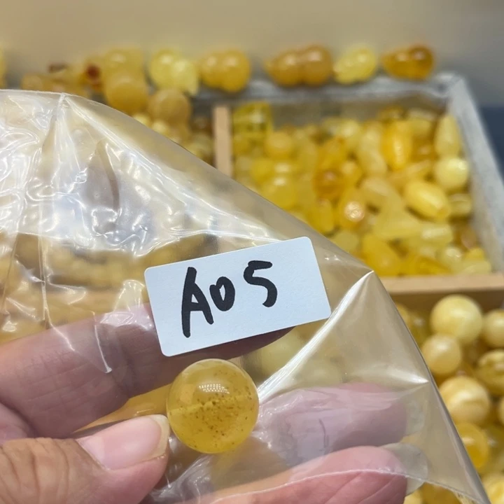 未镶嵌琥珀裸石蜜蜡圆珠17.5