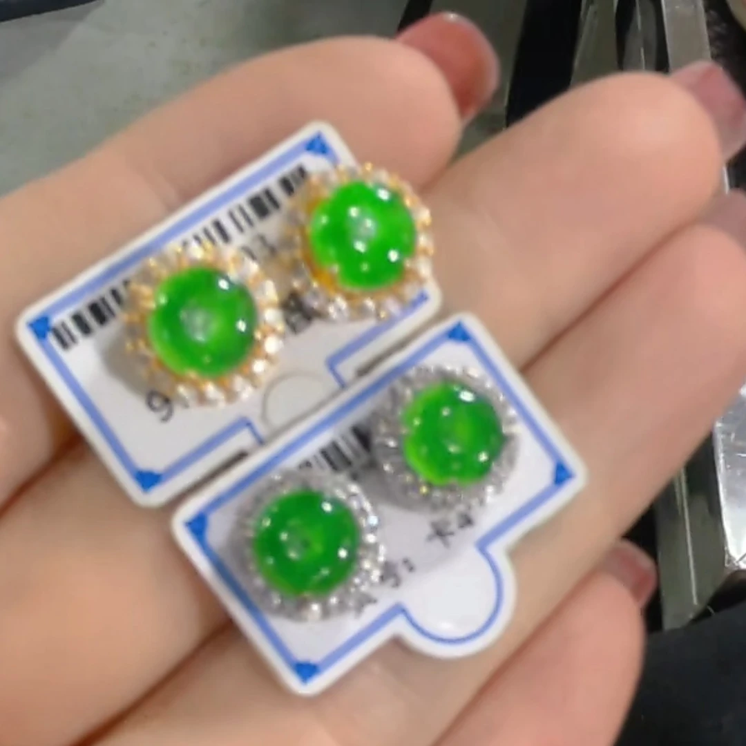 天然A货翡翠假一罚四（多样性发货拍一件发件）