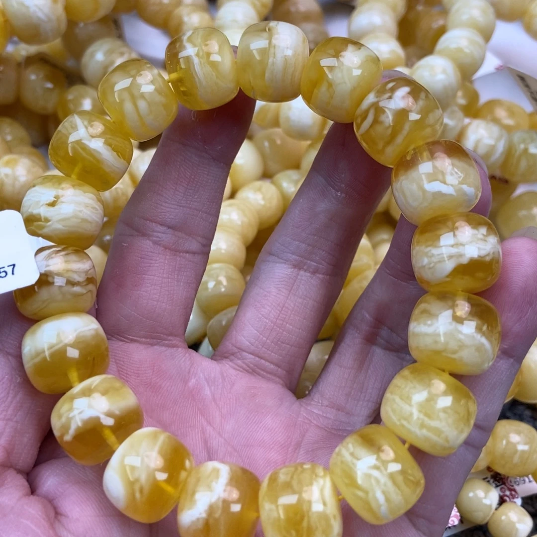 琥珀未镶嵌珠宝奇石8