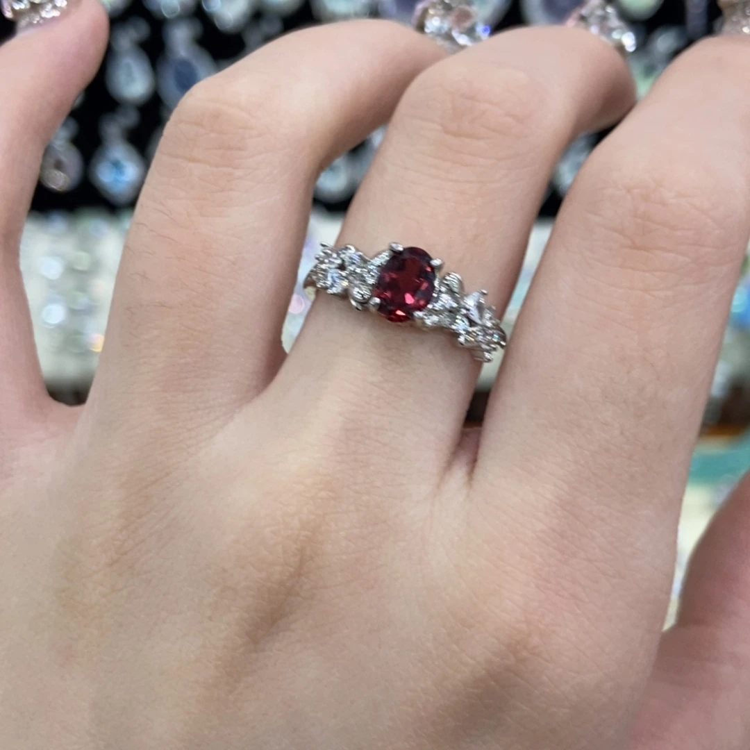 银S925镶嵌戒指石榴石