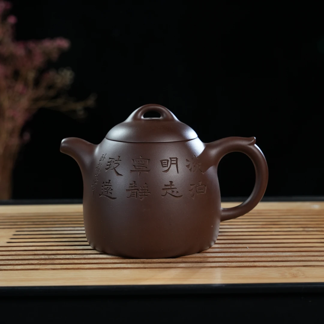 ZGYN-019   诸葛永南   宜兴手工紫砂  秦权（淡泊明志）