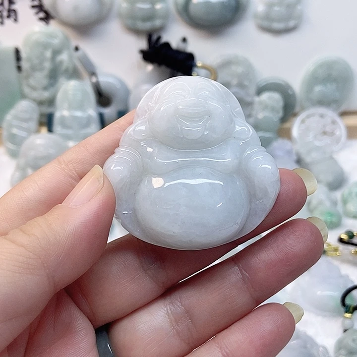 翡翠未镶嵌颈饰佛公