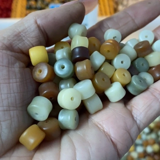 吊坠白玉菩提微瑕6/8多宝竹节120