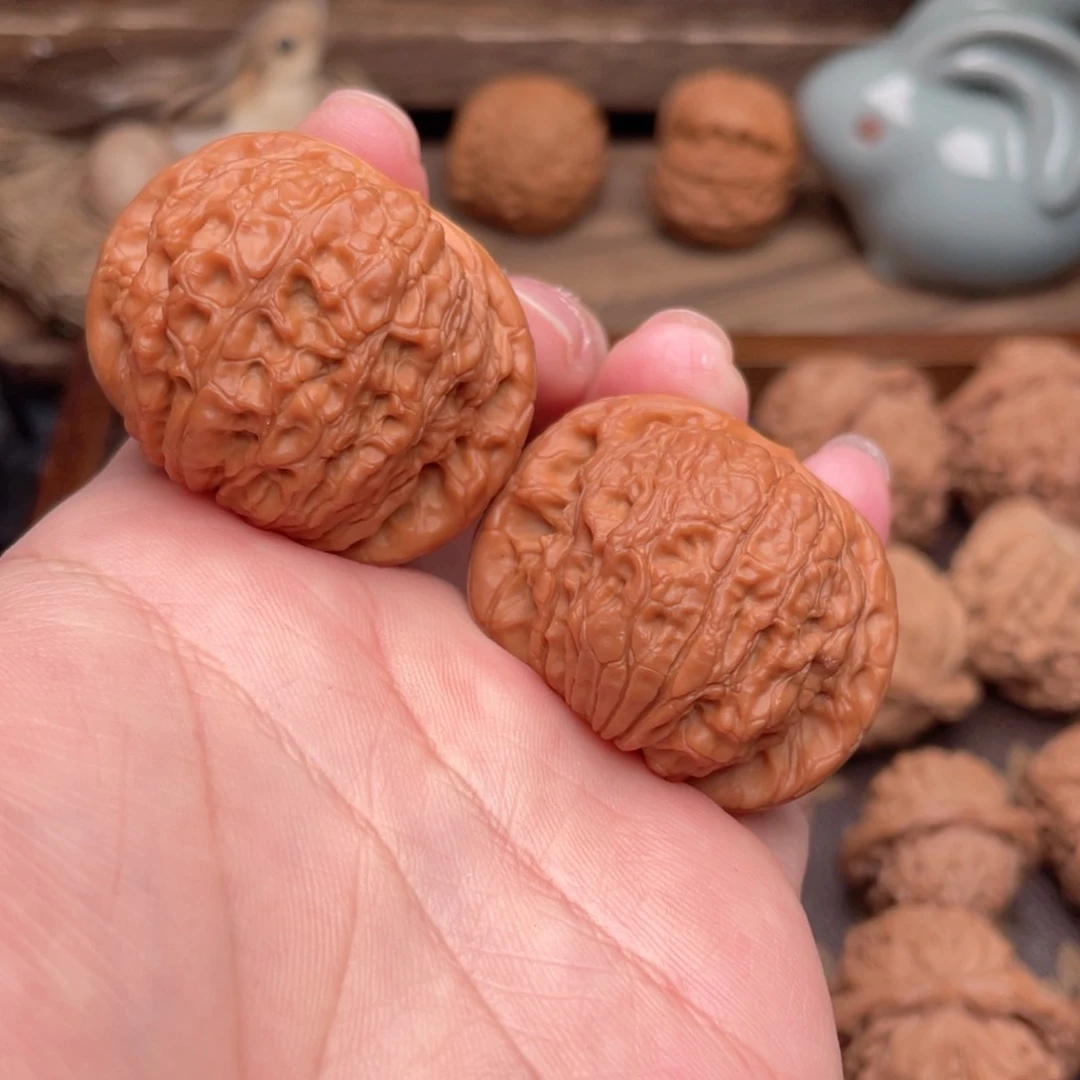 文玩核桃把件G39好39血麒麟