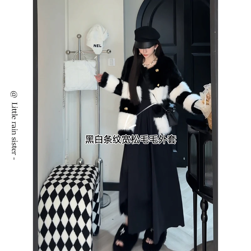 小雨姐姐新款【德斯堡冬日】高级感黑白条纹宽松保暖毛毛外套女