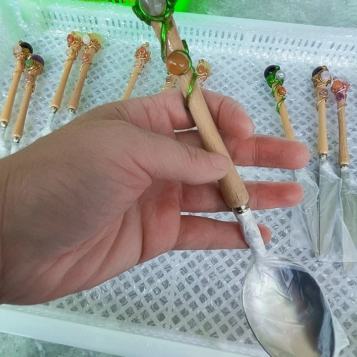 小***o未镶嵌水晶摆件水晶