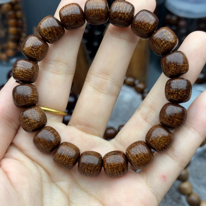 贡木卢****?巴布亚1/1.1红龙鳞