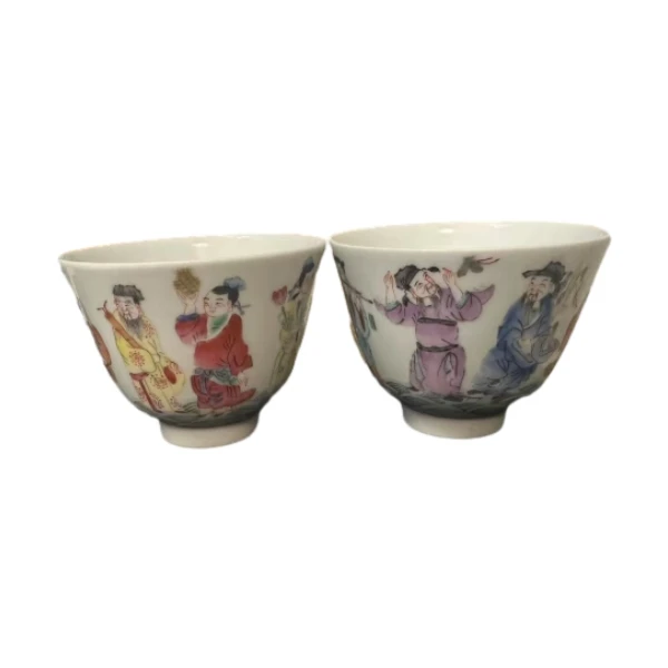 清  粉彩八仙人物对杯