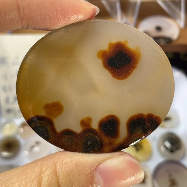 玛瑙/玉髓未镶嵌牌子