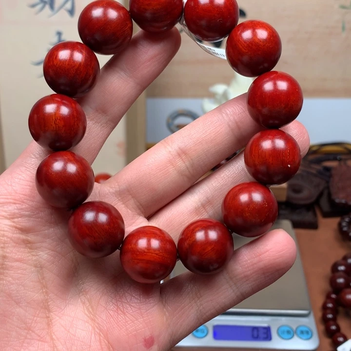 旁***-檀香紫檀（小叶紫檀）