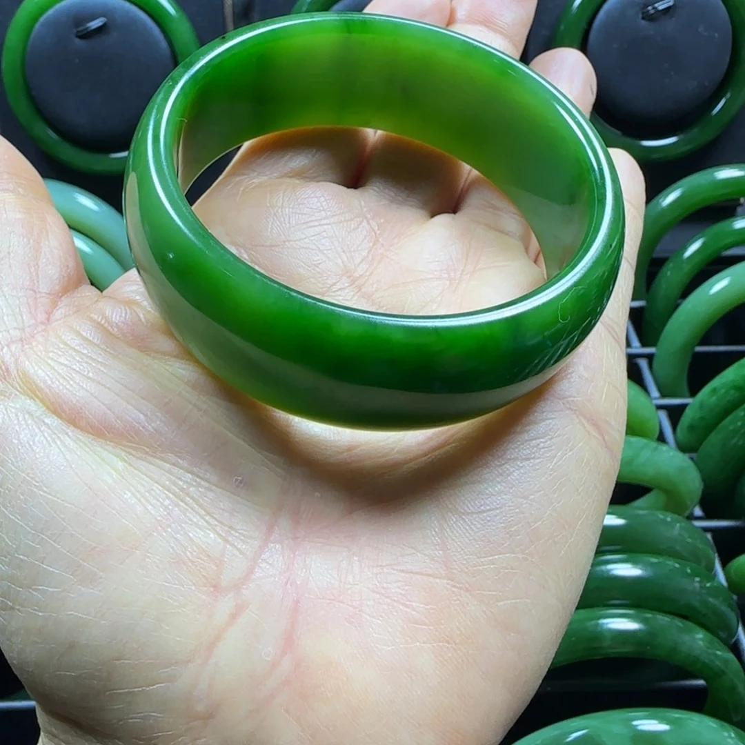 和田玉（糖玉）未镶嵌手镯