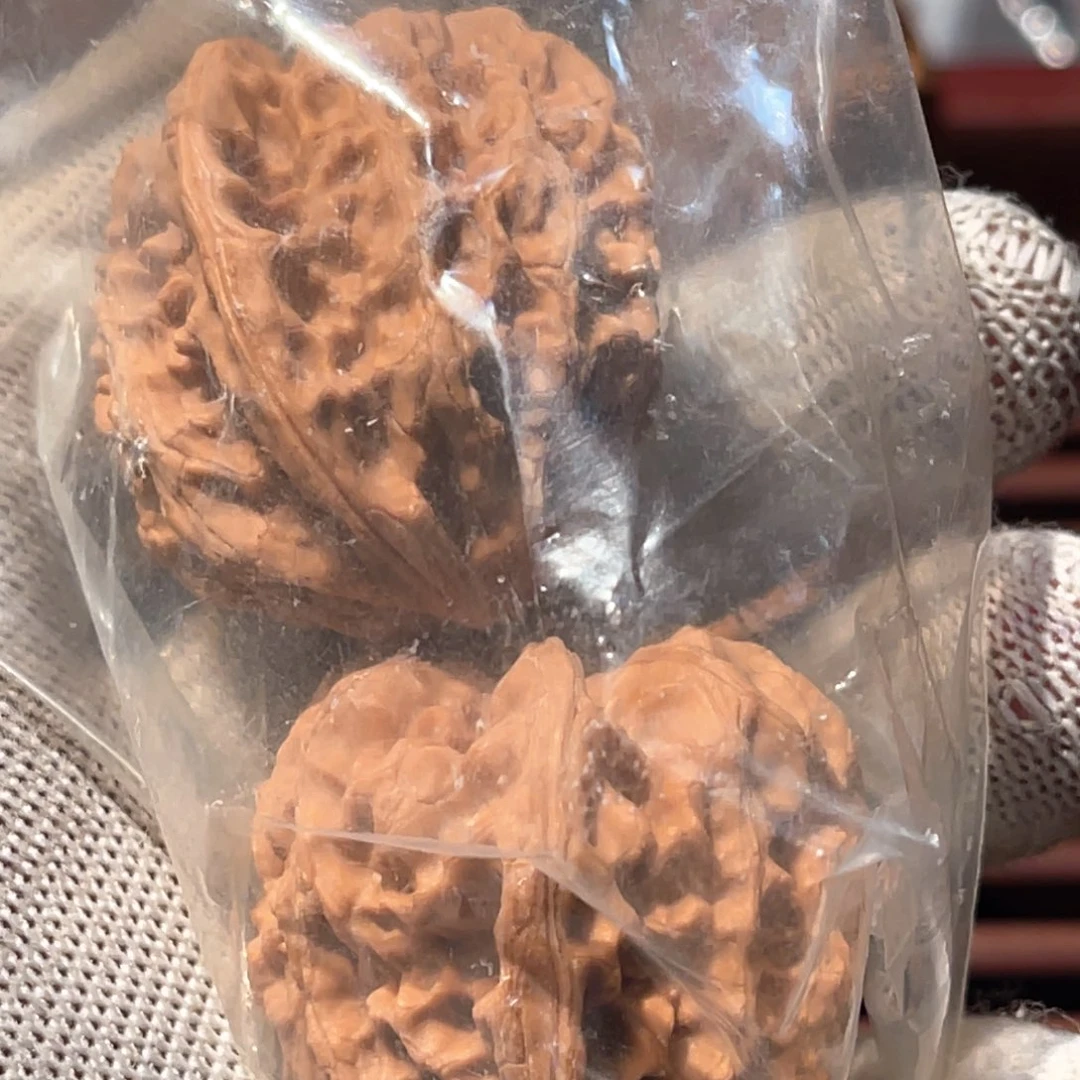 文玩核桃吊坠保**了嘎嘎嘎