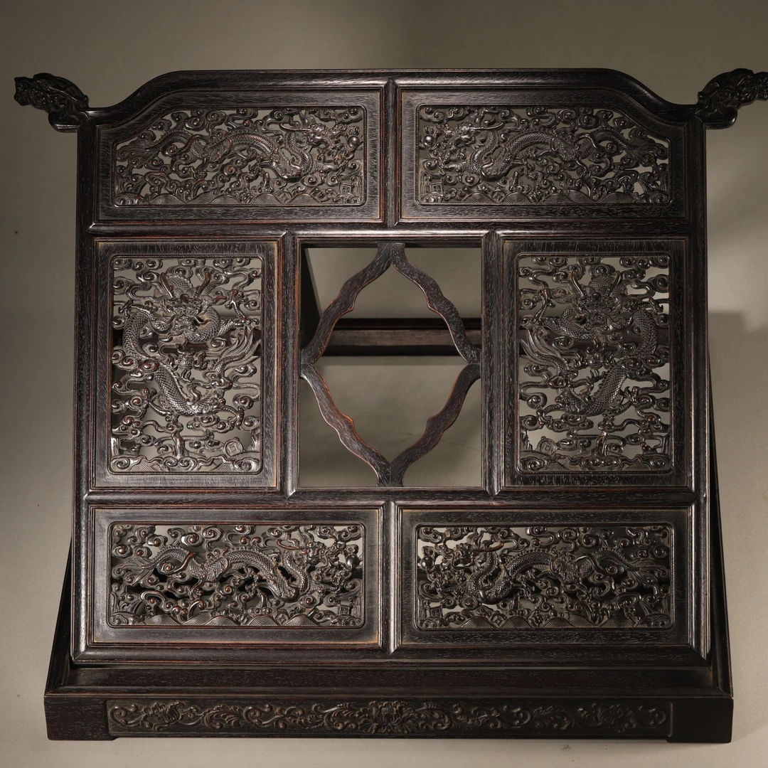 Lot08清代 黑檀龙纹架