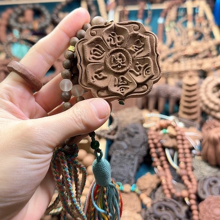 龙涎香方六字香牌