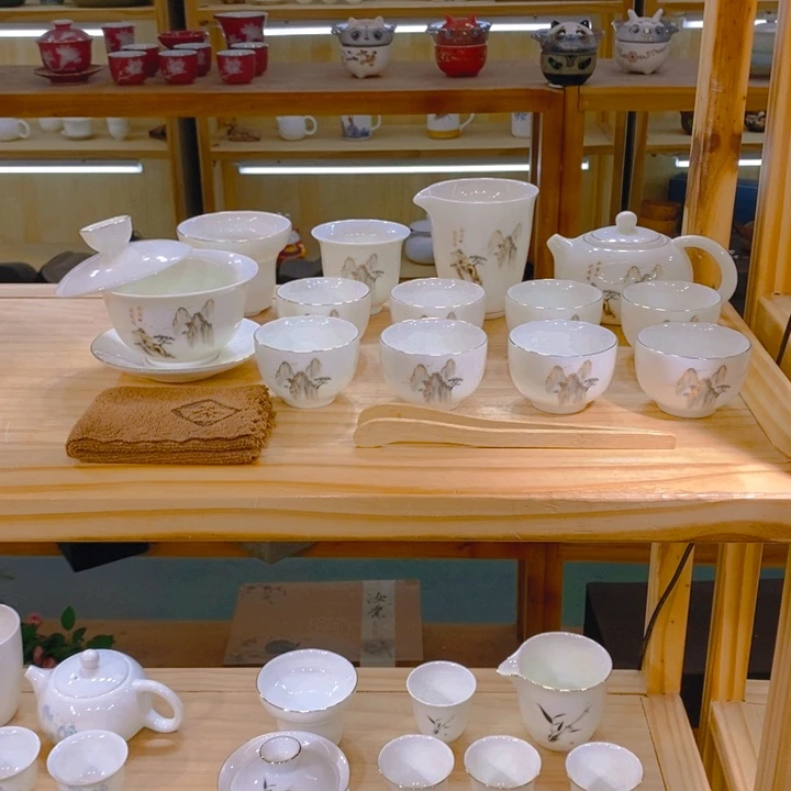 不止羊脂玉瓷茶具组