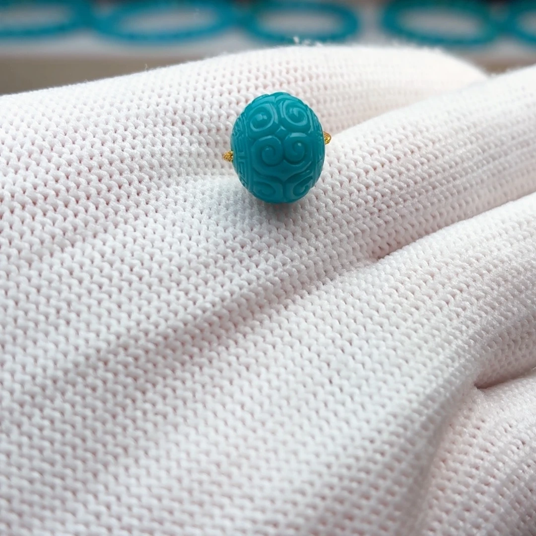 未镶嵌绿松石珠宝奇石