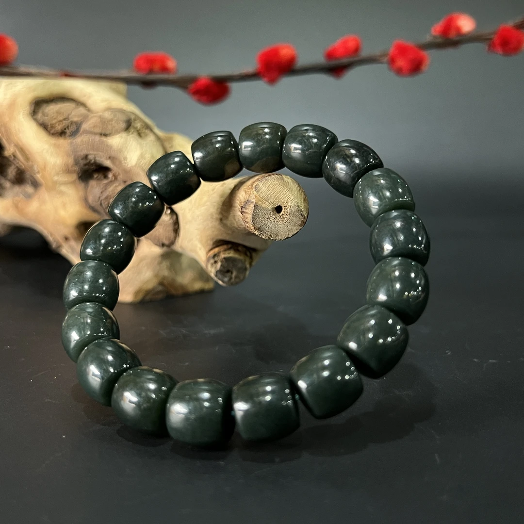 0701GC103和田玉手串