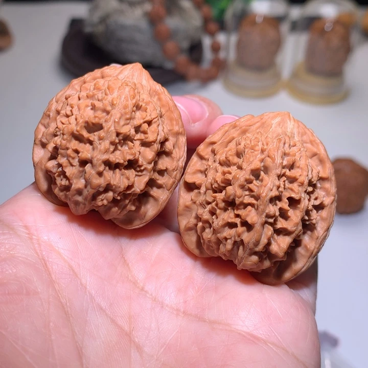 把件文玩核桃满天星