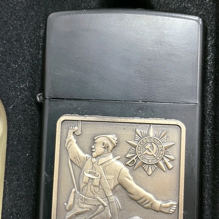 【闪购商品】恒星黑贴张俄士兵