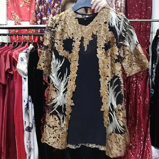 黑色两件套（黑色无袖短连衣裙+满绣金色外批）2xl120-130斤