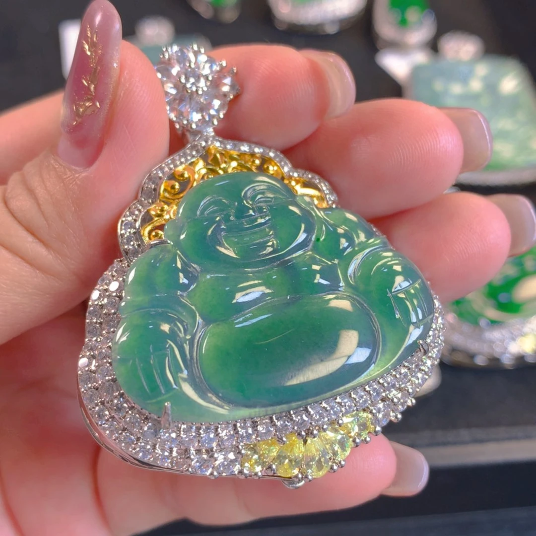 翡翠颈饰未镶嵌翡翠