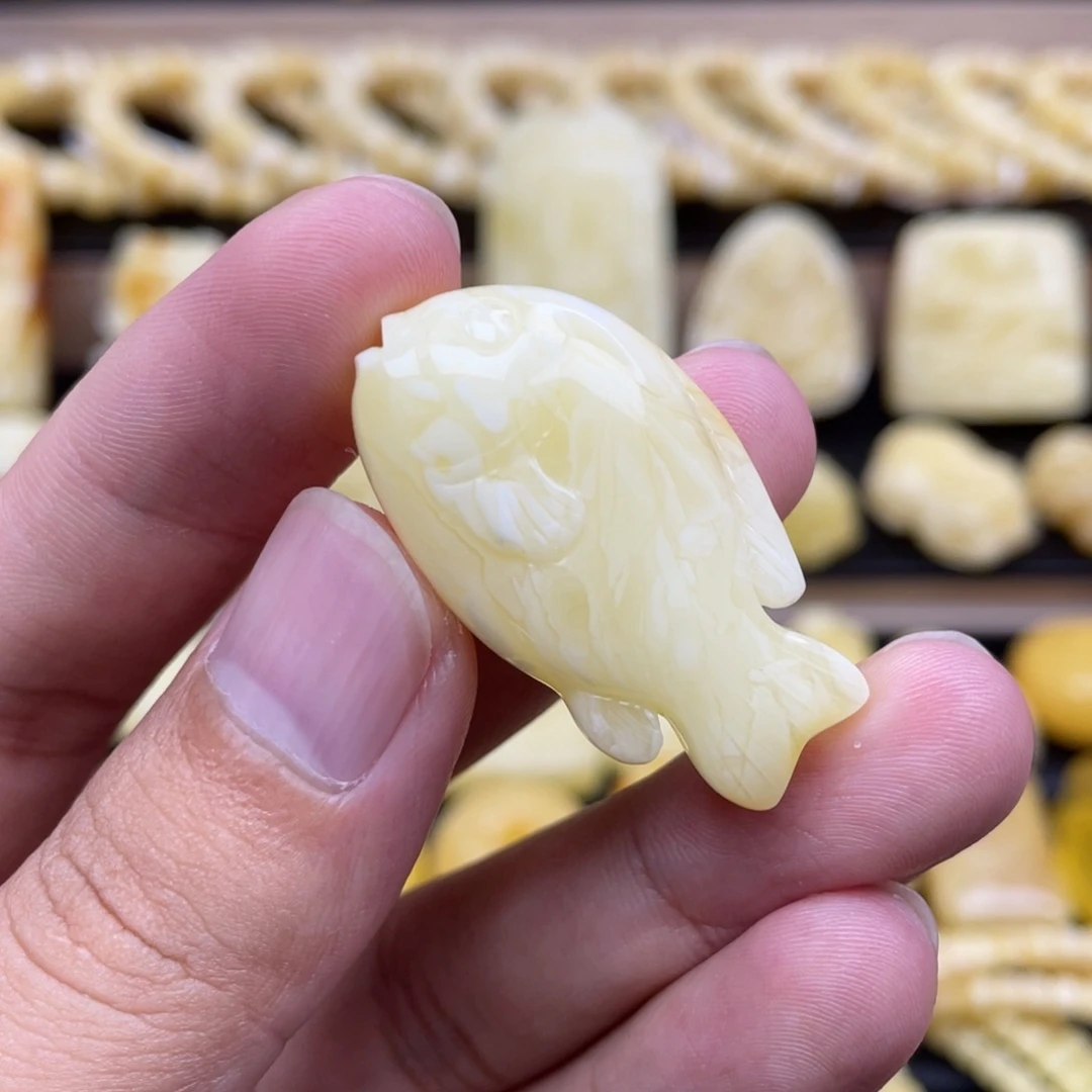 裸石琥珀未镶嵌琥珀蜜蜡