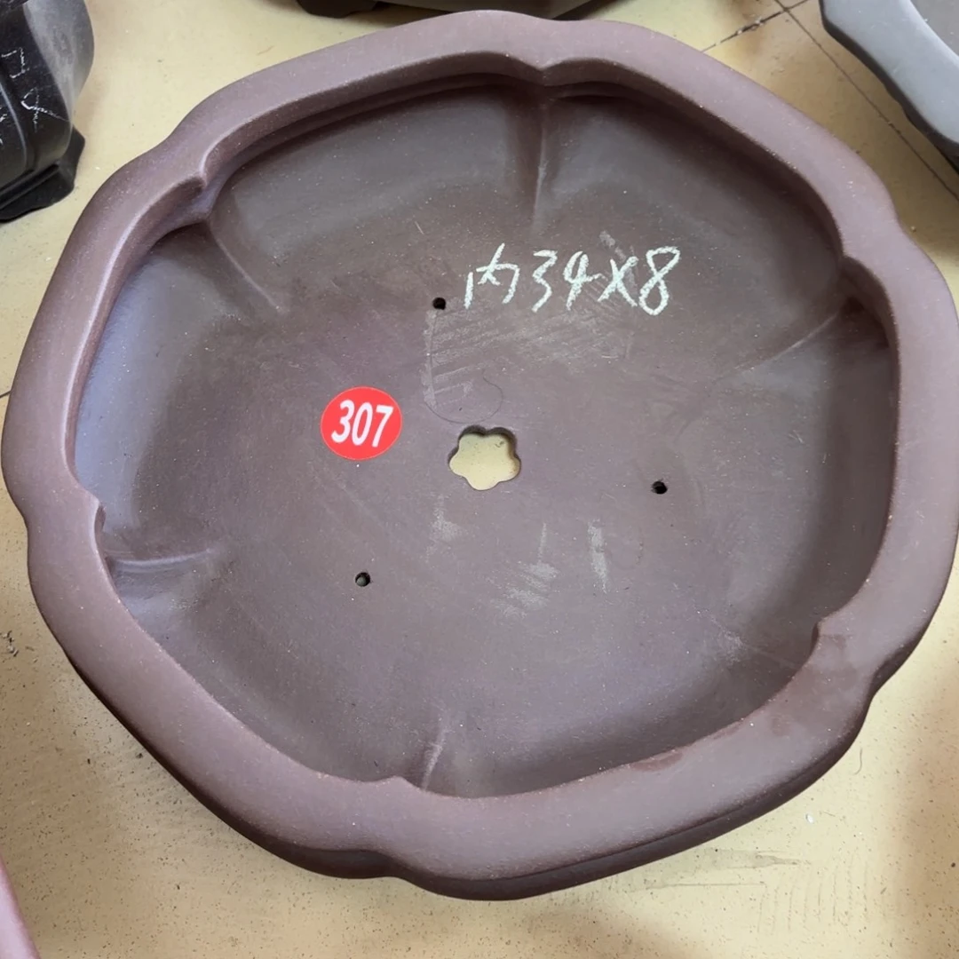 紫砂花盆呜呜呜呜