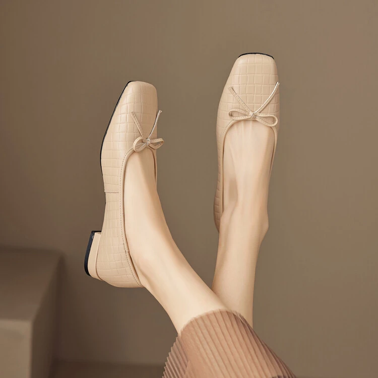 FANN梵娜25春新款牛皮极简复古平底方头舒适柔软日常百搭编织单鞋