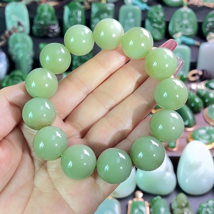 和田玉未镶嵌手串