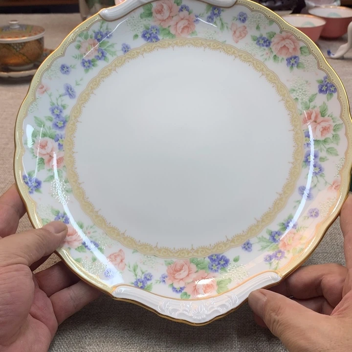 金瓷阁家的美丽瓷器