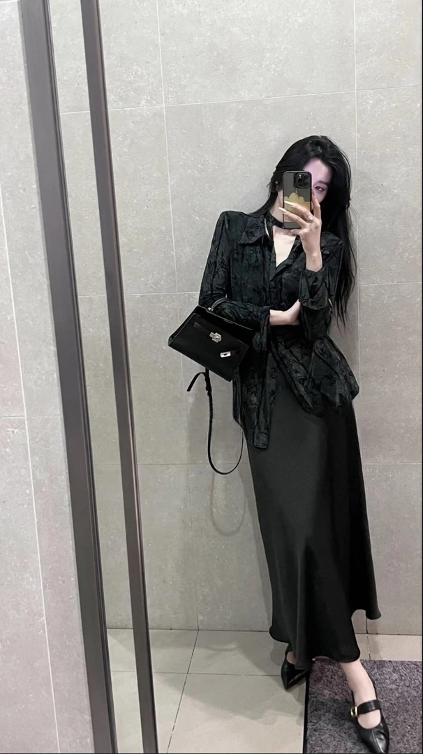 【鸽子的衣橱】万人迷 夏季百搭气质女显瘦纯色纹理垂感时尚半身裙