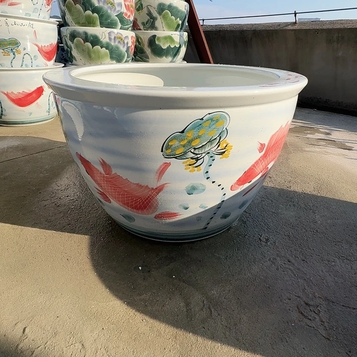 瓷片直径64厘米，高41。。。