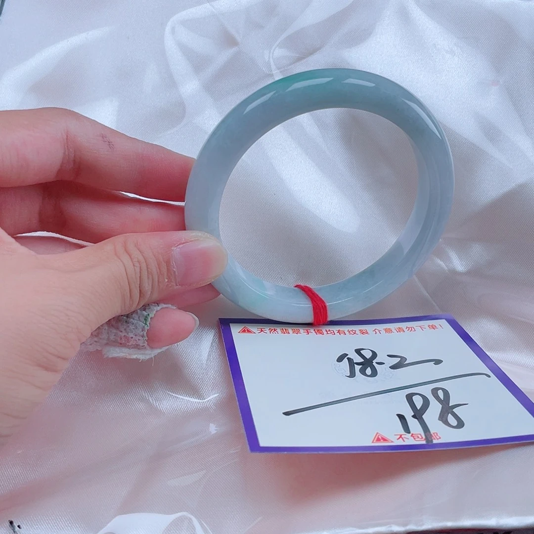 未镶嵌定制翡翠翡翠