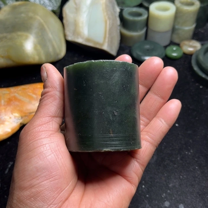 和田玉（糖玉）未镶嵌珠宝半成品