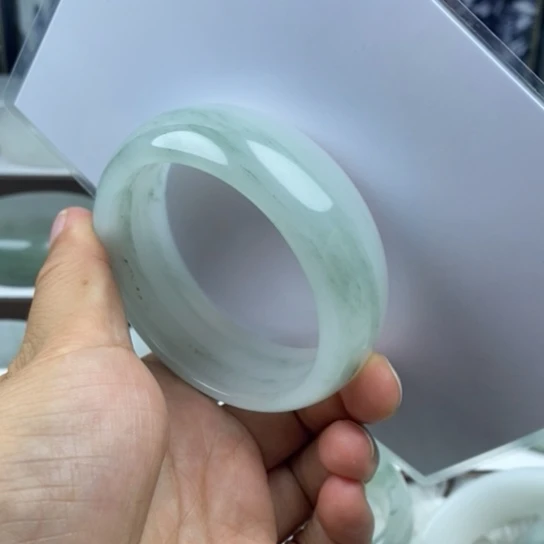 石英质玉（金丝玉）未镶嵌手镯