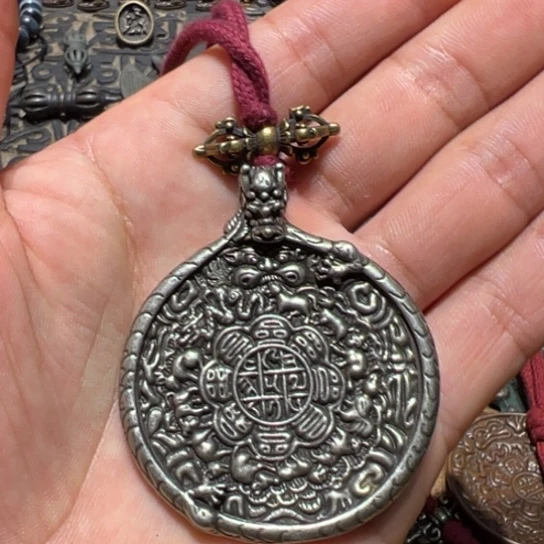 琉璃手工艺品谢谢