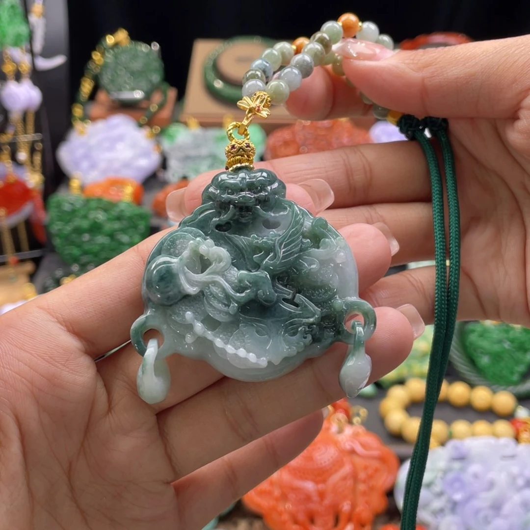 翡翠颈饰未镶嵌代编织