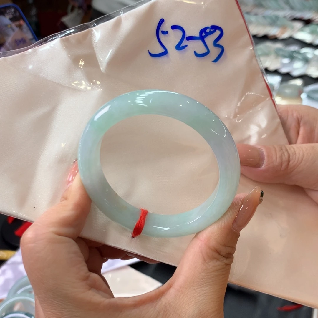 未镶嵌手镯翡翠48小时鉴赏
