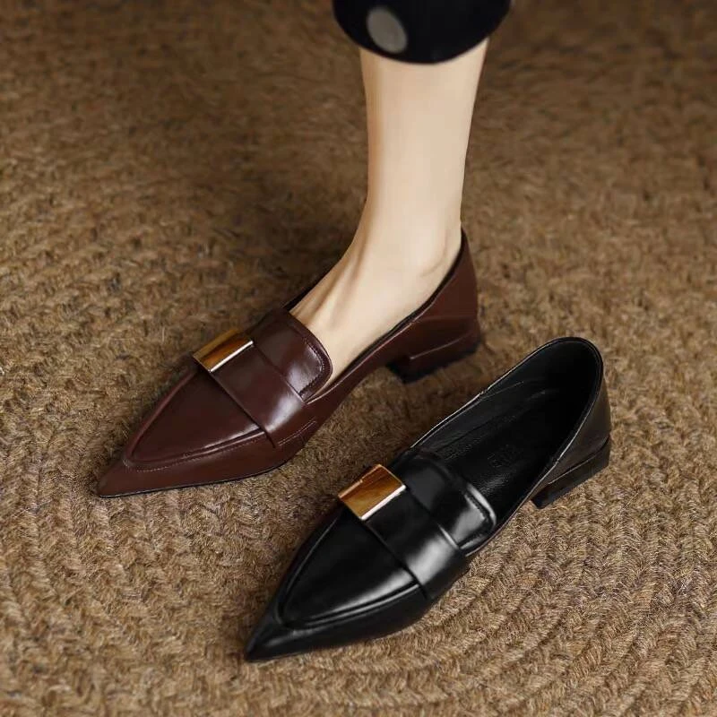 全羊皮尖头单鞋女平底2025春秋季新款粗跟乐福鞋英伦风法式小皮鞋