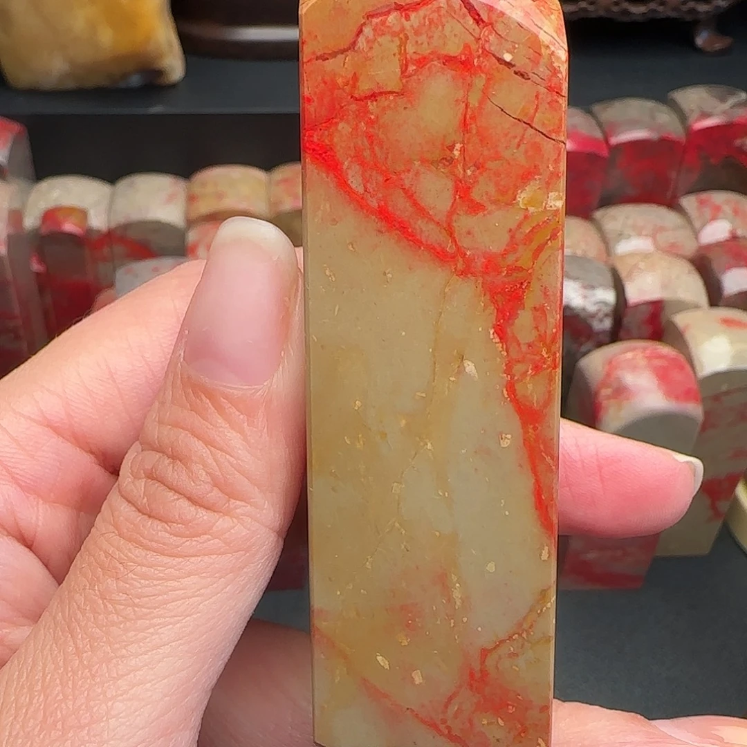 昌化石昌化鸡血石