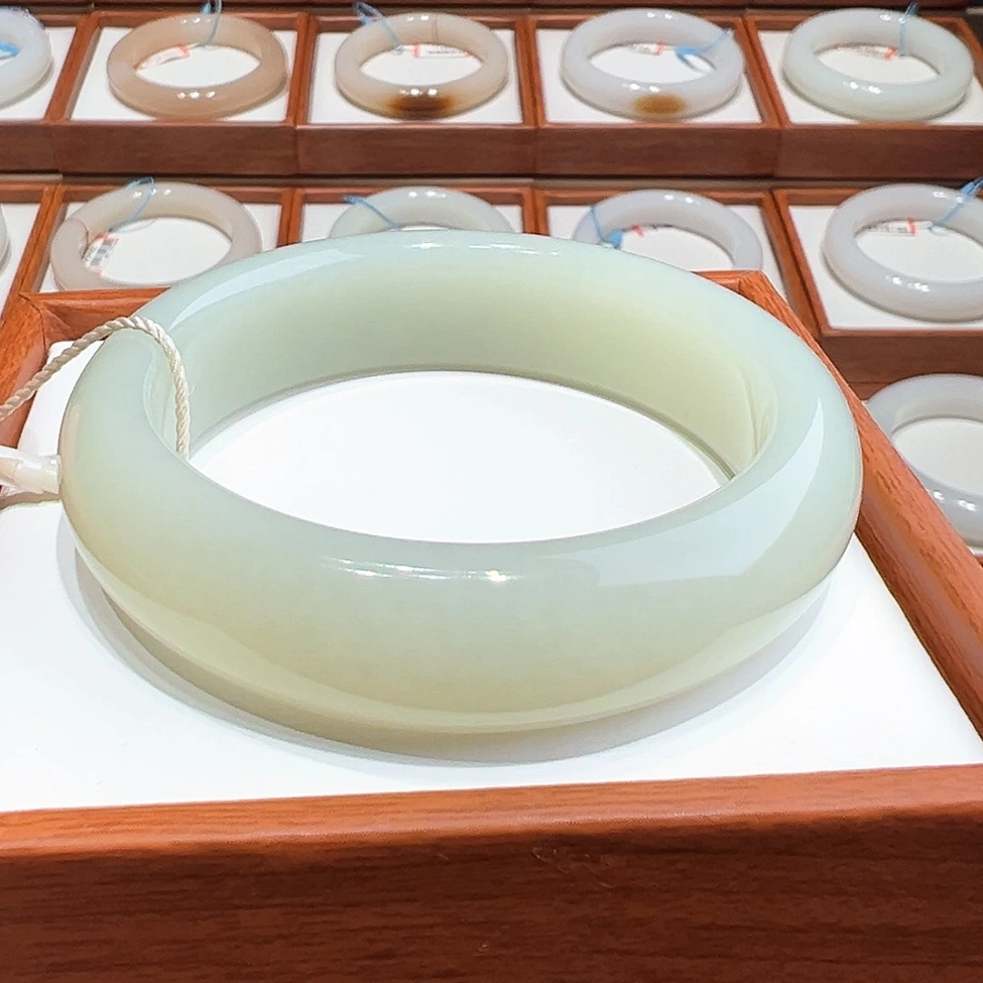 和田玉手镯5859未镶嵌