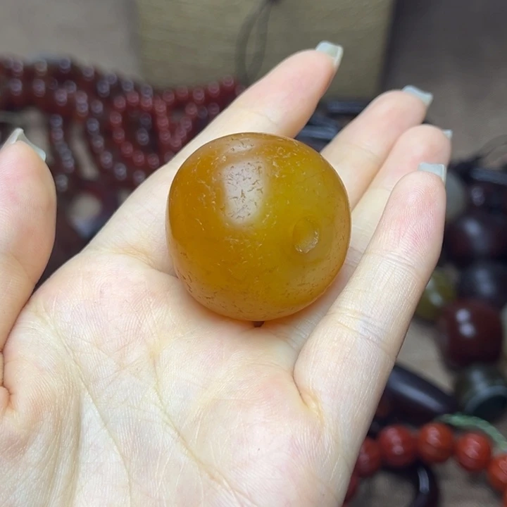 霜***林玛瑙/玉髓未镶嵌玛瑙珠子1111