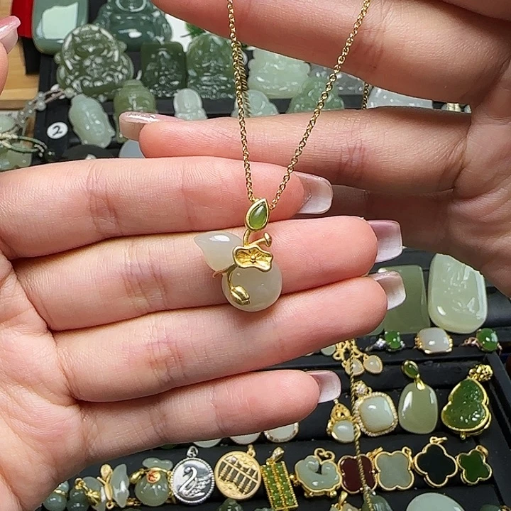 颈饰银S925镶嵌和田玉送链子送绳