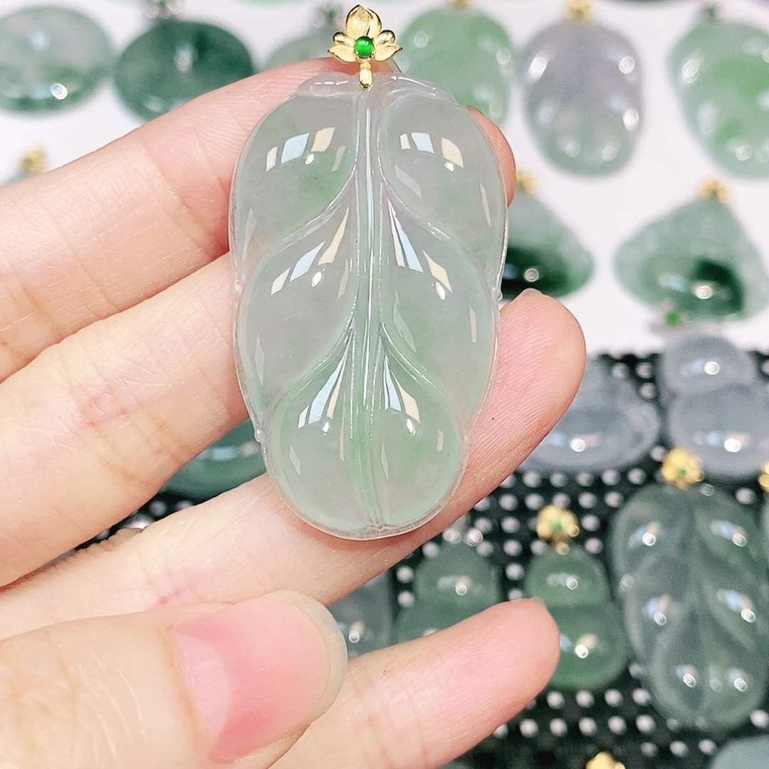 吊坠(不含链)18K金镶嵌翡翠